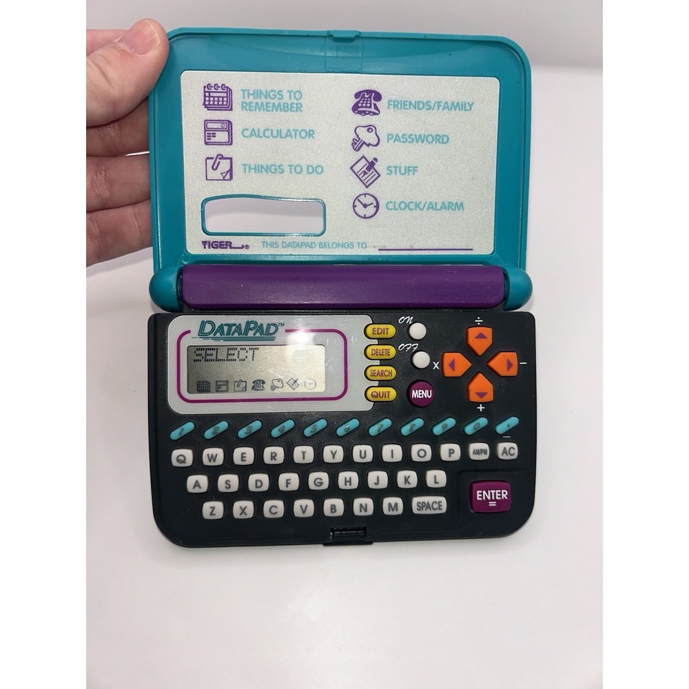 Vintage 1995 electronic "Data Pad" by Tiger - Works